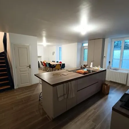 Grande, Belle Maison De Ideale 24 H Du Mans * Vaas