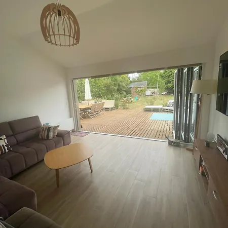 Vakantiehuis Grande, Belle Maison De Ideale 24 H Du Mans